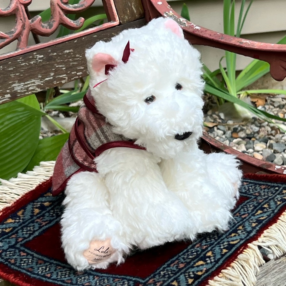 Victoria’s Secret GUND “Lola” 2001 Polar Bear Plush Stuffed Animal with Coat